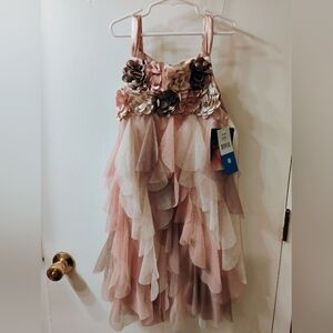 New multilayer Tulle petal dress